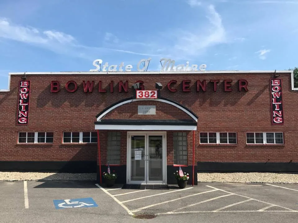 Front entrance of The Big 20 Bowling Center in Scarborough, Maine